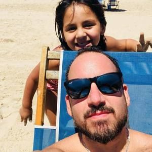 Meet your Posher, Luis